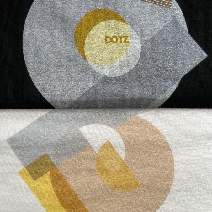 Particolare di illustrazione con logo Dotz