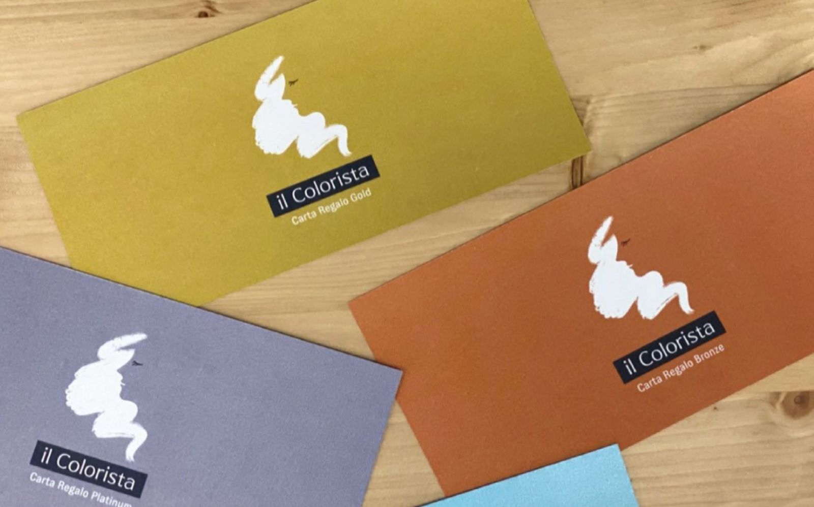 Cartoncini colorati con logo de Il Colorista